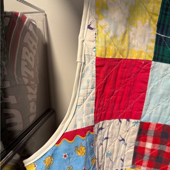 Colorful Patchwork Vest - Picture 2 of 3